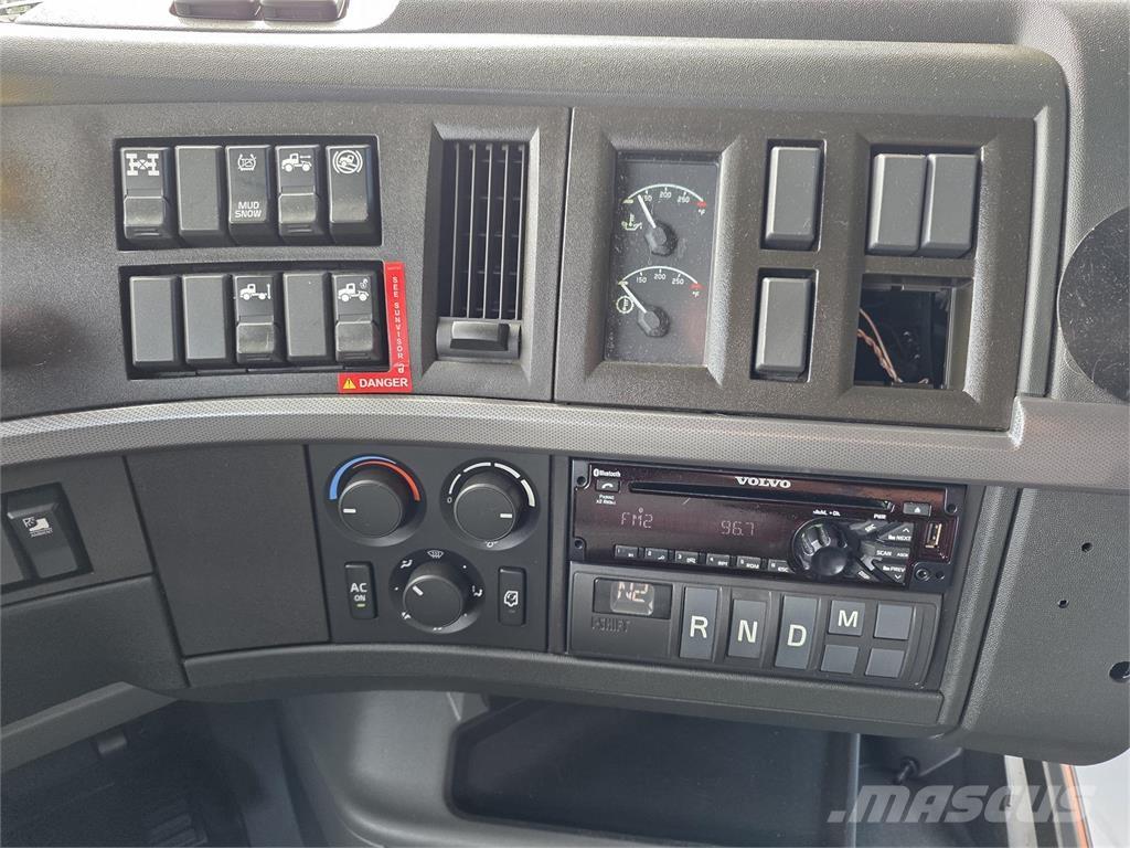 Volvo VNL64T760 Cabezas tractoras