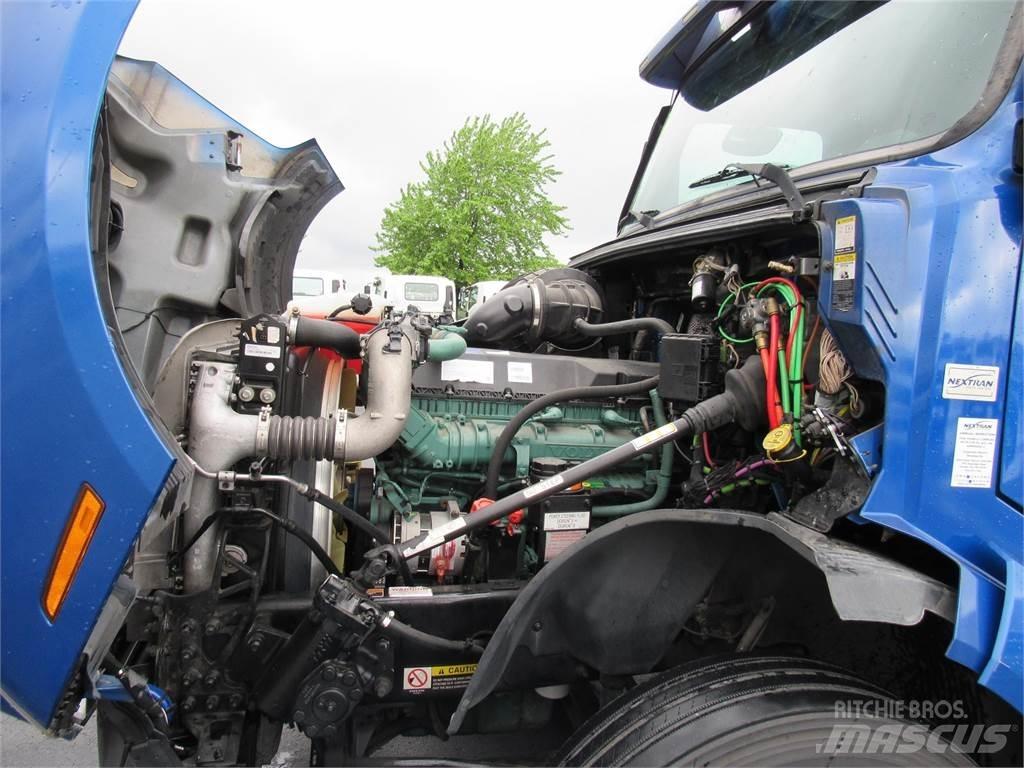 Volvo VNL64T760 Cabezas tractoras