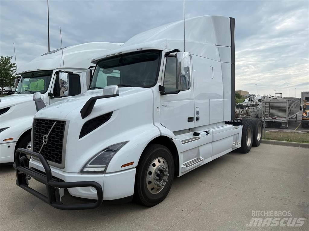 Volvo VNL64T760 Cabezas tractoras