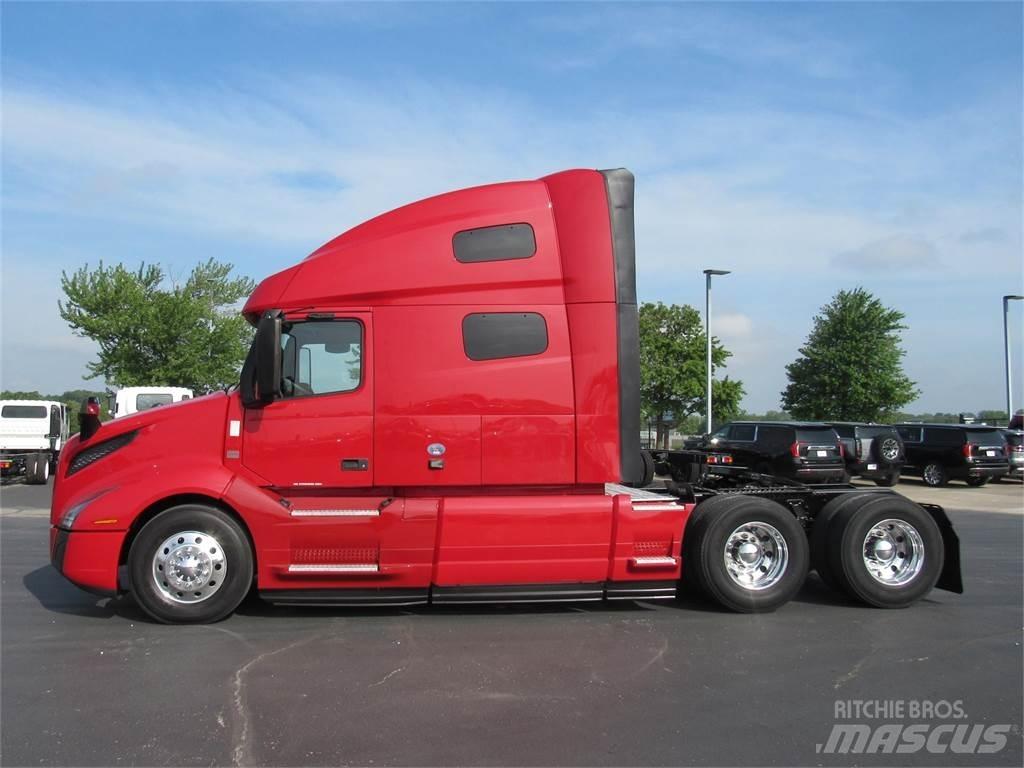 Volvo VNL64T760 Cabezas tractoras
