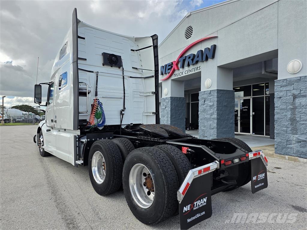 Volvo VNL64T760 Cabezas tractoras