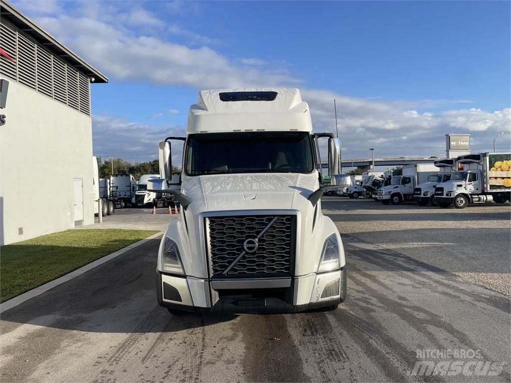 Volvo VNL64T860 Cabezas tractoras