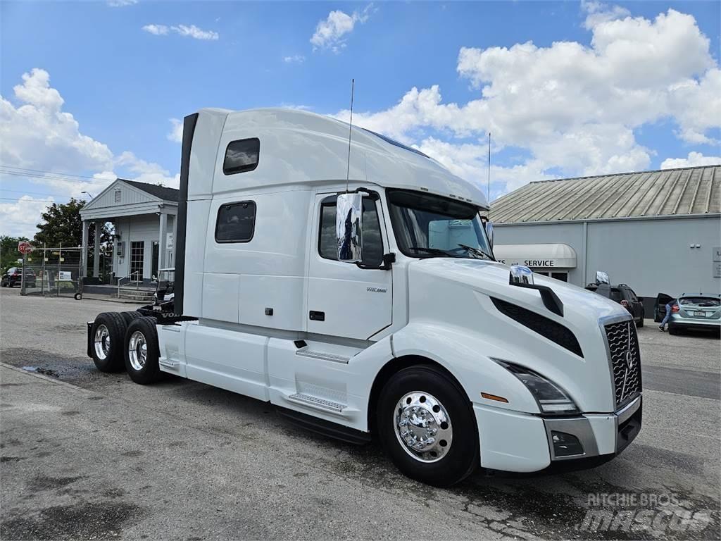 Volvo VNL64T860 Cabezas tractoras