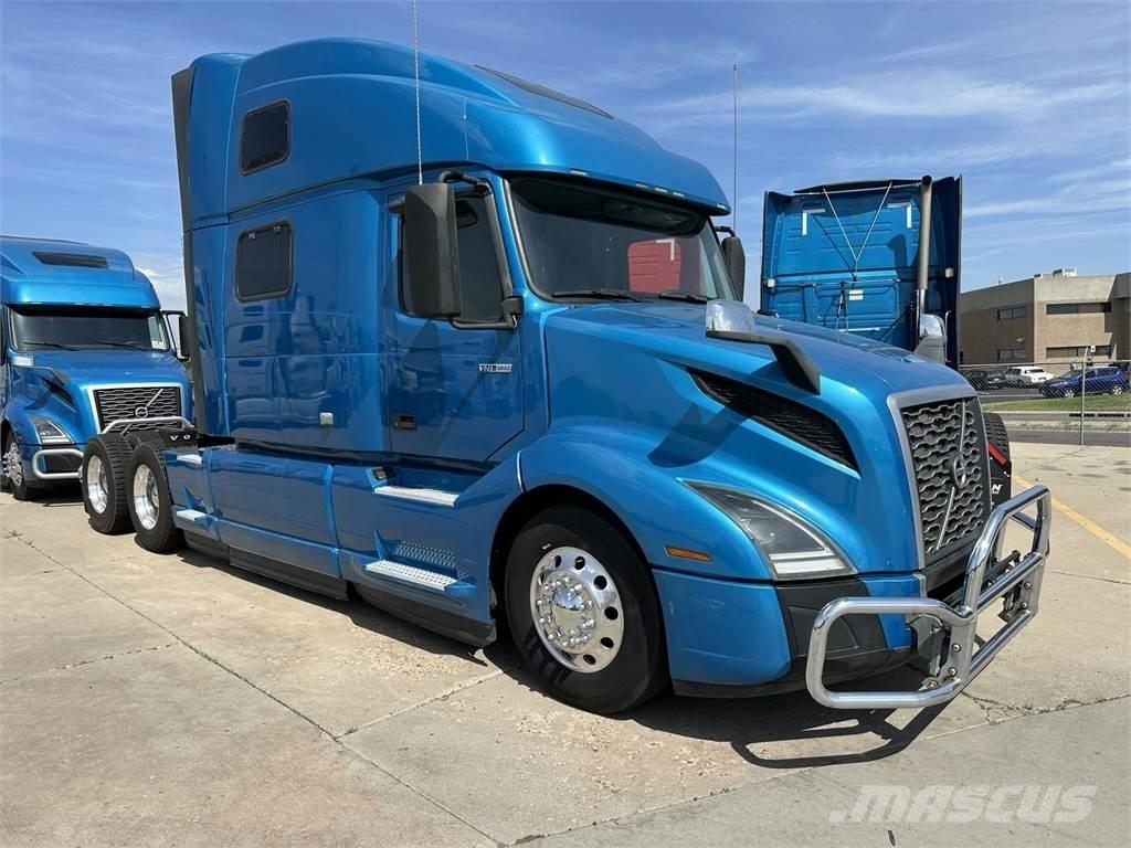 Volvo VNL64T860 Cabezas tractoras
