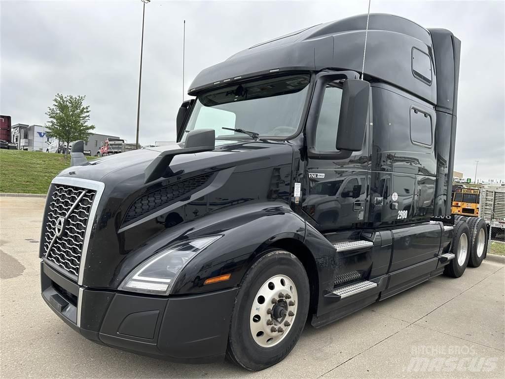 Volvo VNL64T860 Cabezas tractoras