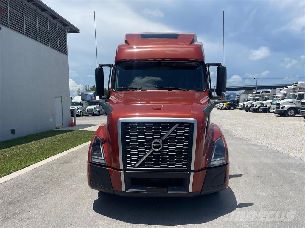 Volvo VNL64T860 Cabezas tractoras