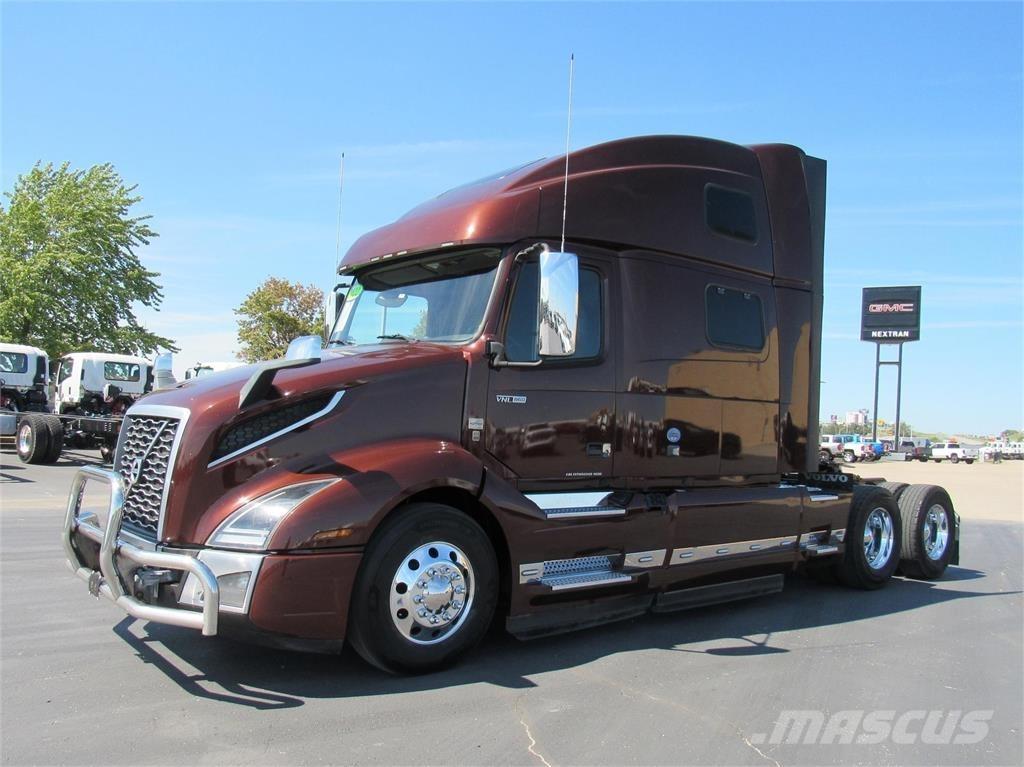 Volvo VNL64T860 Cabezas tractoras