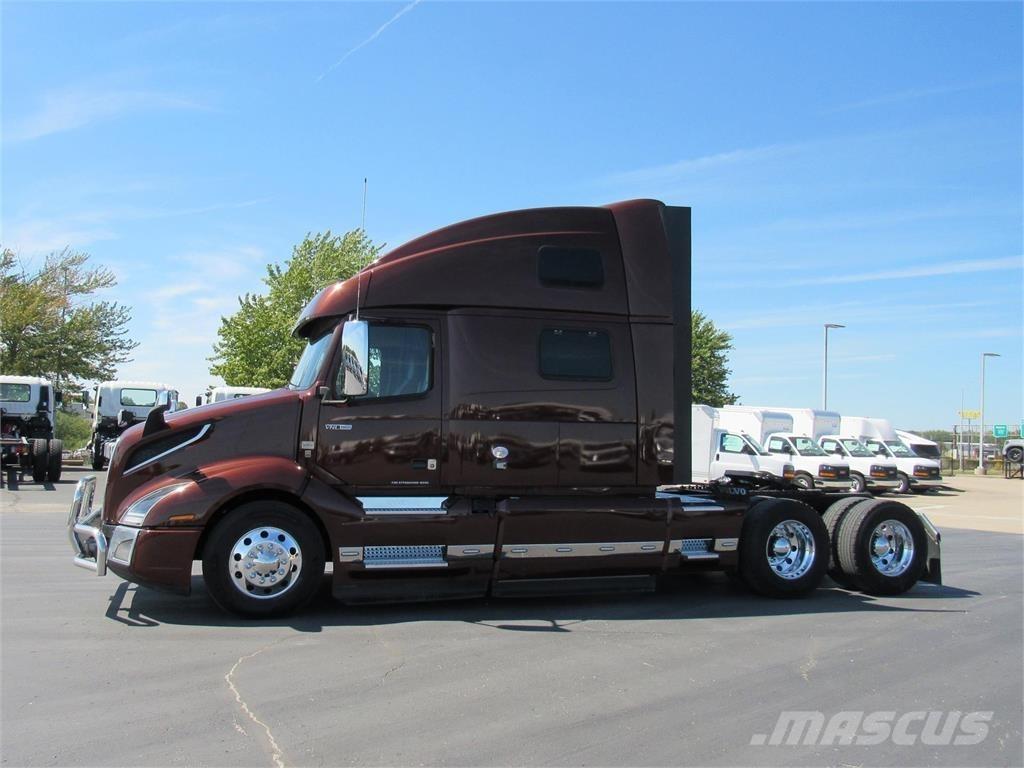 Volvo VNL64T860 Cabezas tractoras