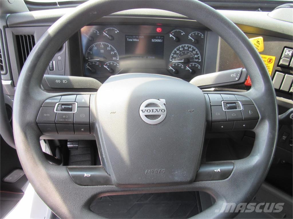 Volvo VNL64T860 Cabezas tractoras