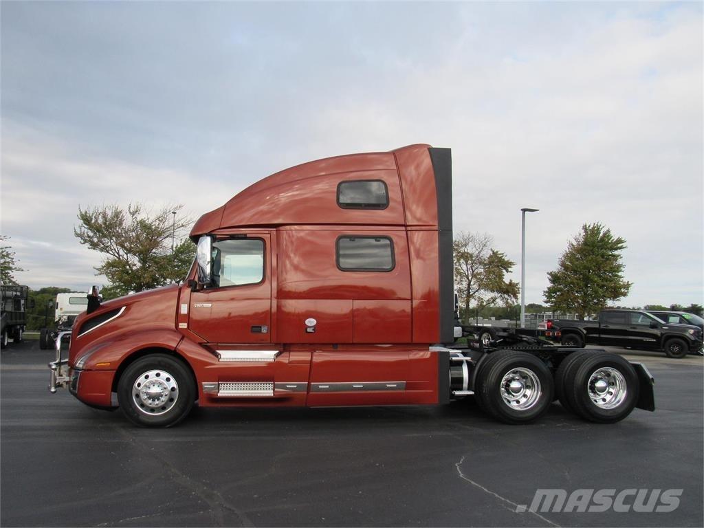 Volvo VNL64T860 Cabezas tractoras