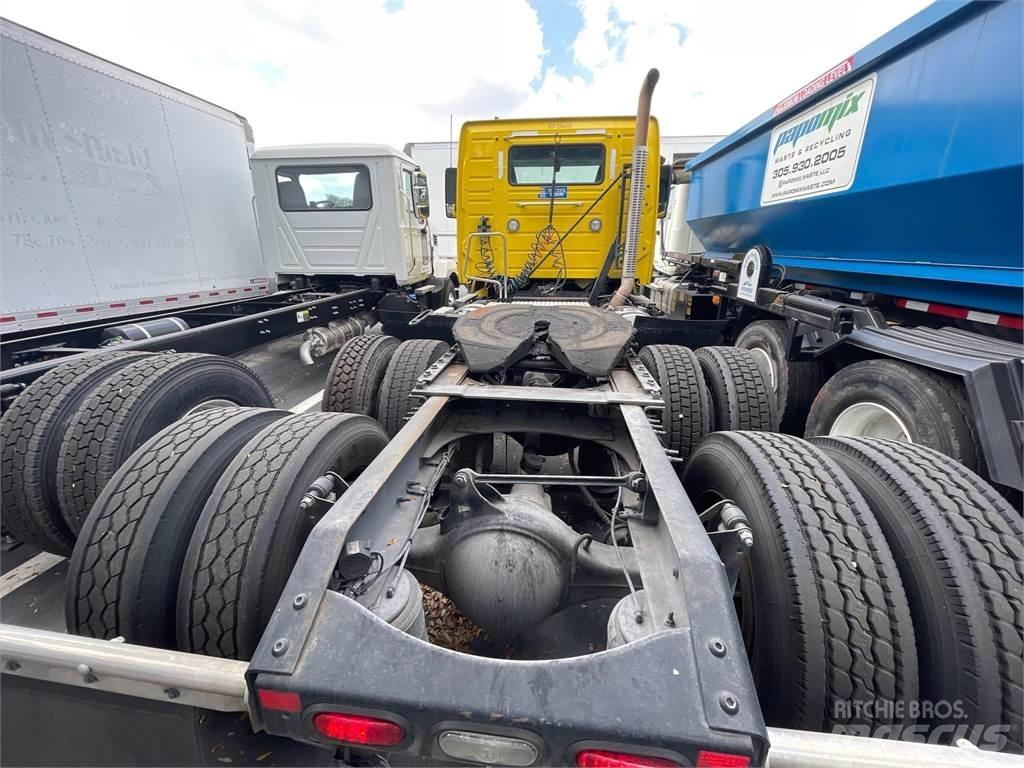 Volvo VNR64T300 Cabezas tractoras