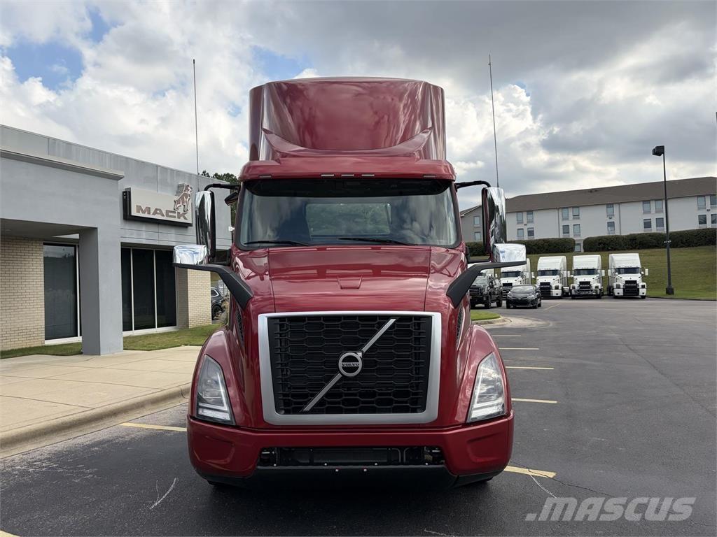 Volvo VNR64T300 Cabezas tractoras