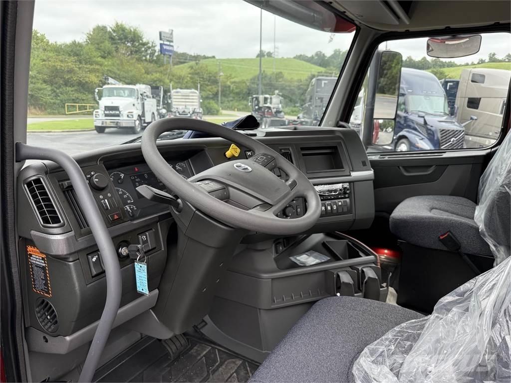 Volvo VNR64T300 Cabezas tractoras