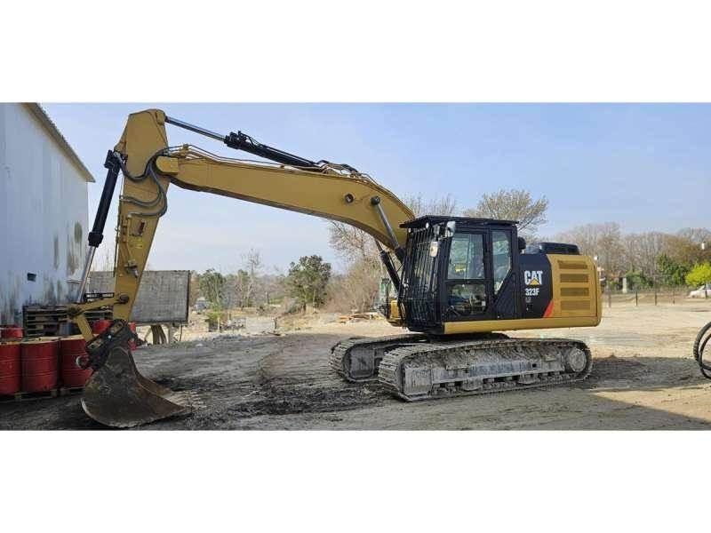 CAT 323F Excavadoras de cadenas