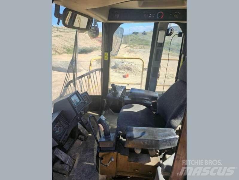 CAT 836H Compactadores de suelo