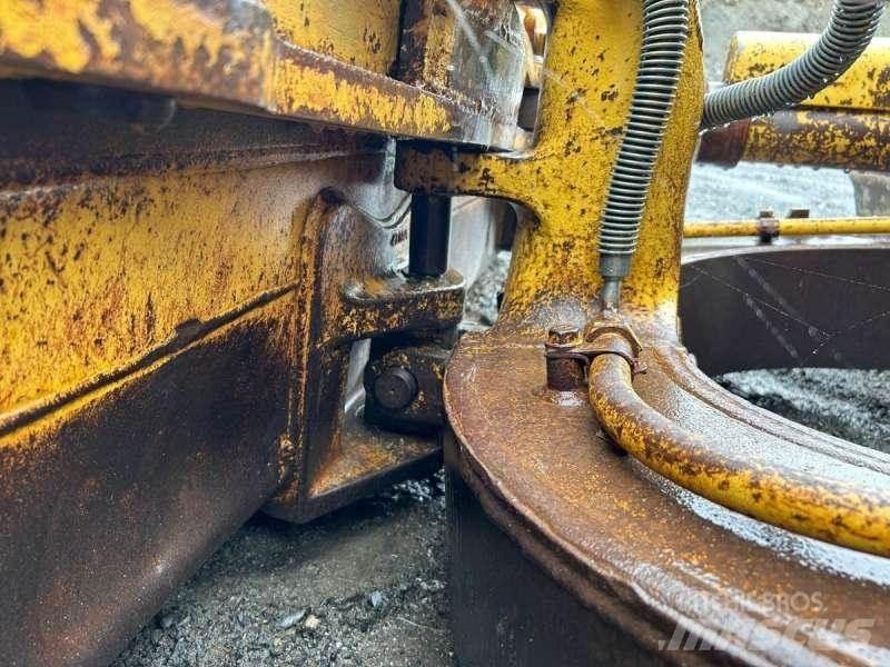 CAT D4H LGP Buldozer sobre oruga