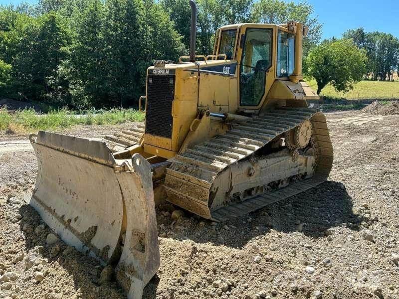 CAT D6N LGP Buldozer sobre oruga
