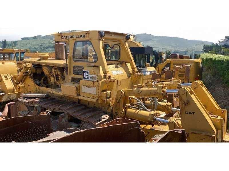 CAT D9H Buldozer sobre oruga