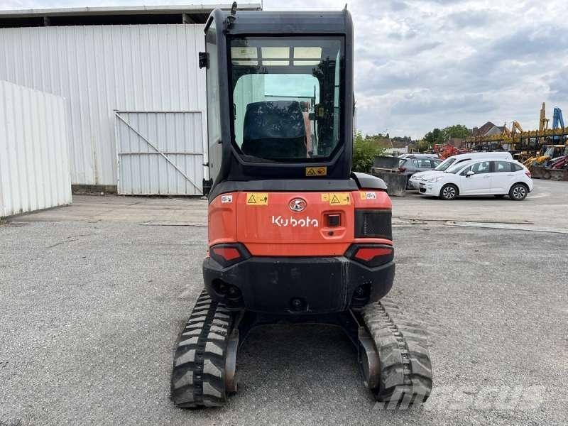 Kubota U27-4 Mini excavadoras < 7t
