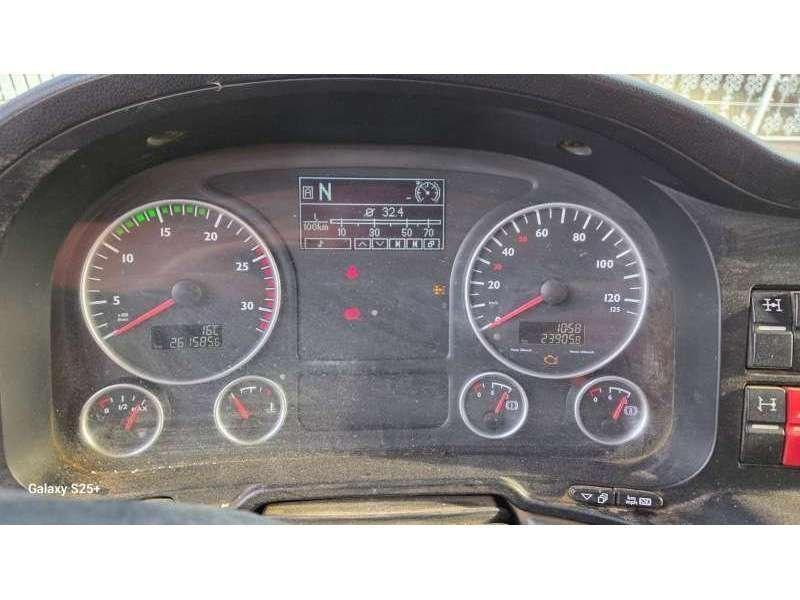 MAN TGS 6X4 Camiones bañeras basculantes o volquetes