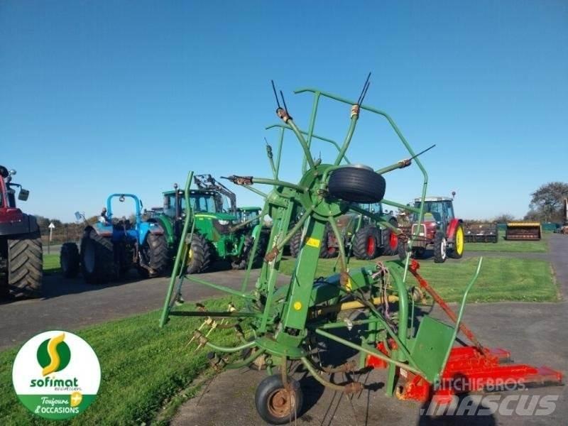 Krone KW550 Rastrillos y henificadores