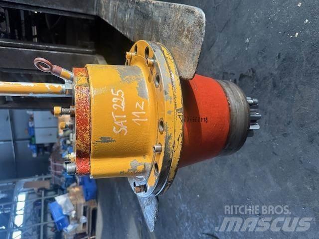 Liebherr SAT 225 Chasis y suspención