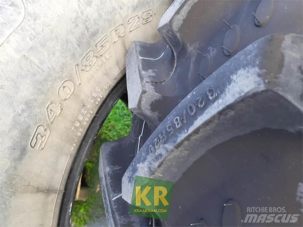 BKT 320/85R20 855 Neumáticos, ruedas y llantas