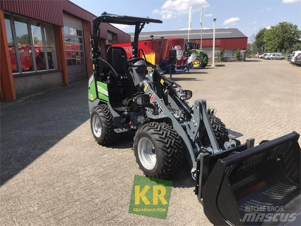 GiANT G2200E Palas cargadoras frontales