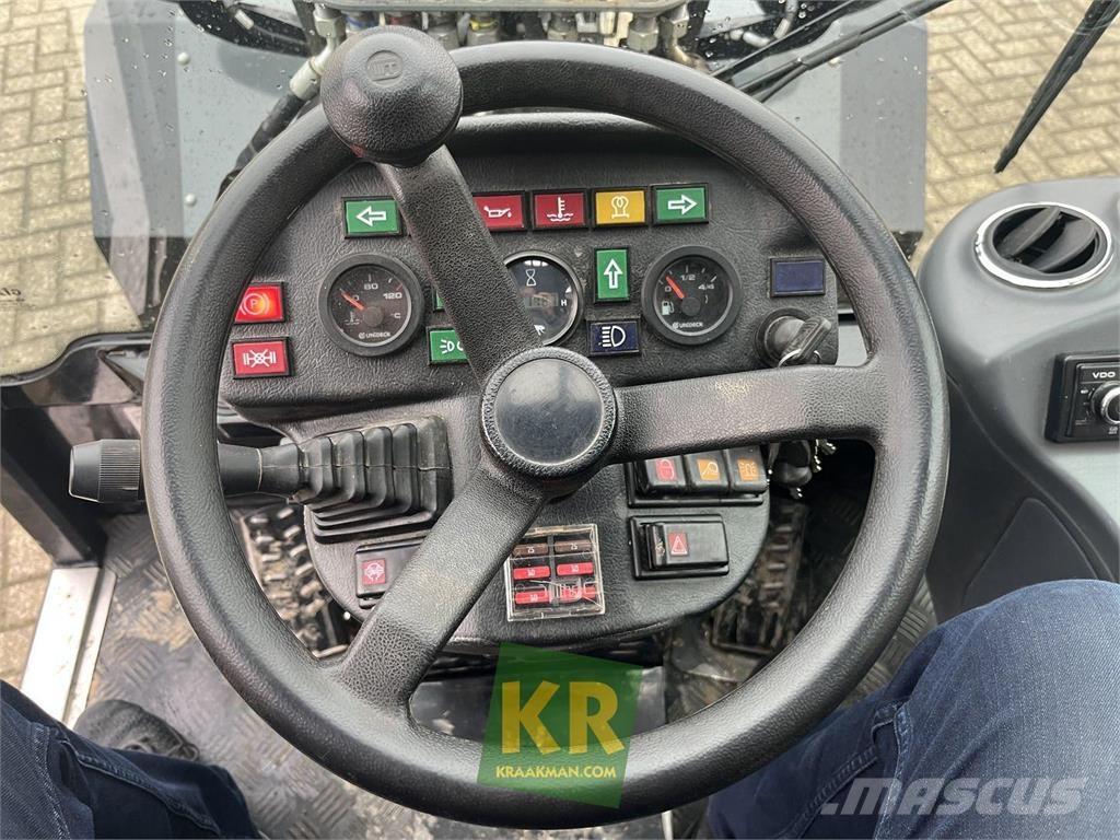 GiANT V5003 Palas cargadoras frontales