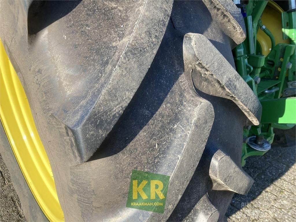 John Deere 6130R Tractores