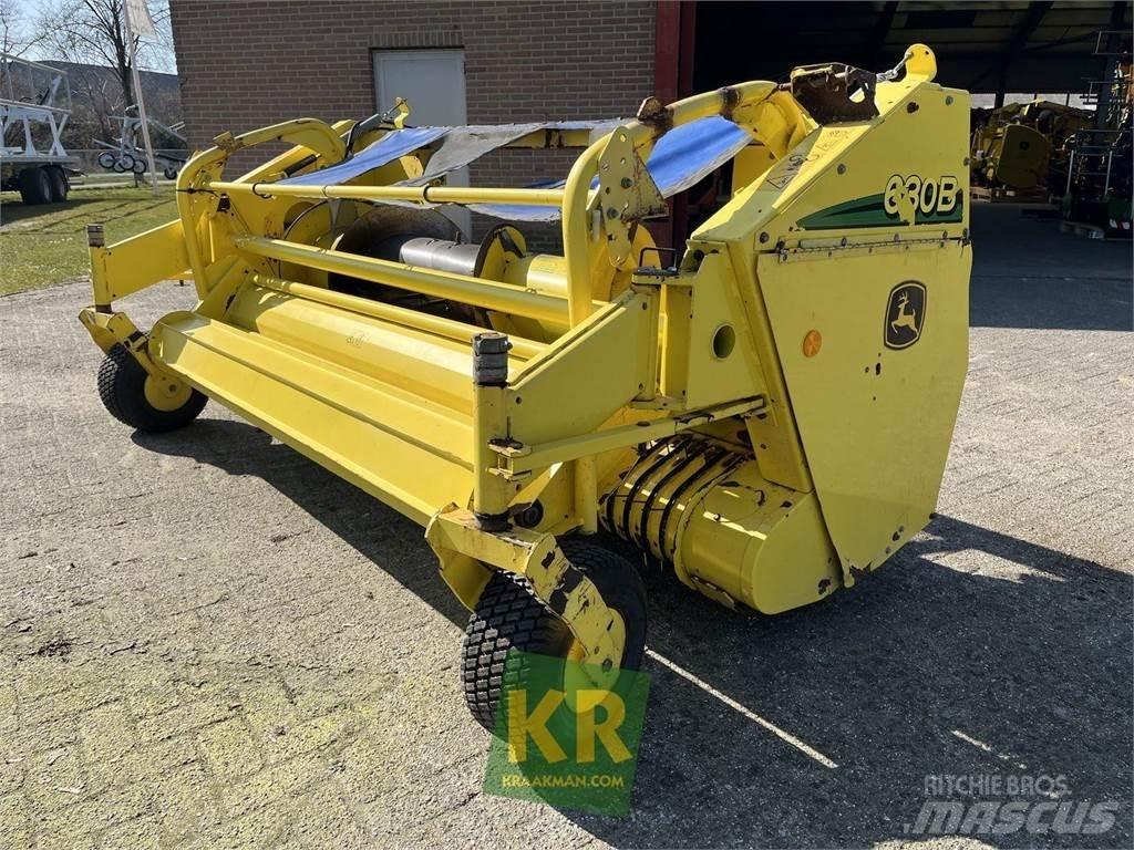 John Deere 630B Accesorios para maquinaria de heno y forraje