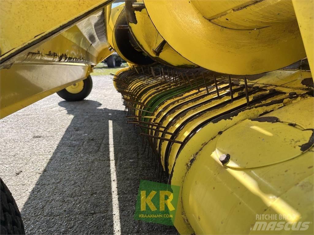 John Deere 630B Accesorios para maquinaria de heno y forraje