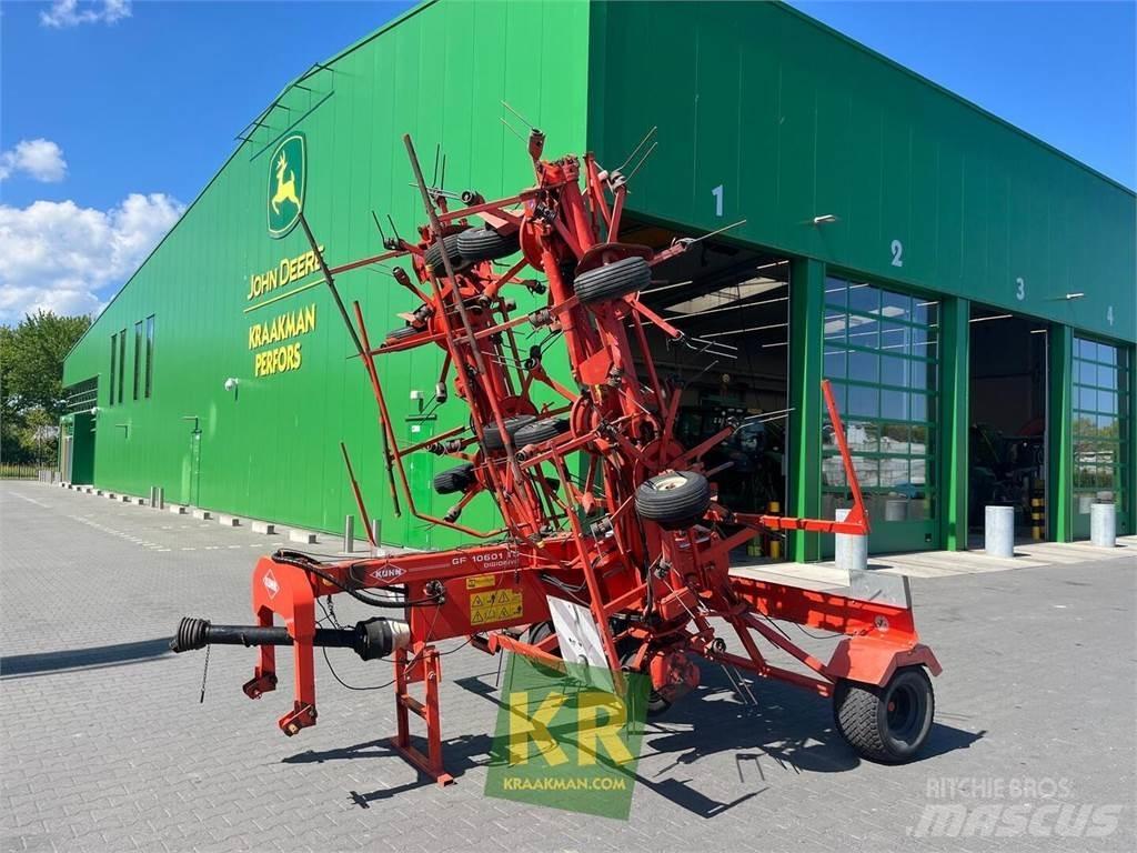 Kuhn GF 10601 Rastrillos y henificadores