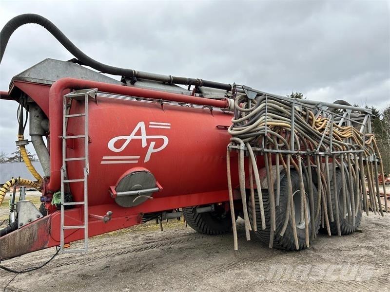 AP 22 Cisternas o cubas esparcidoras de purín