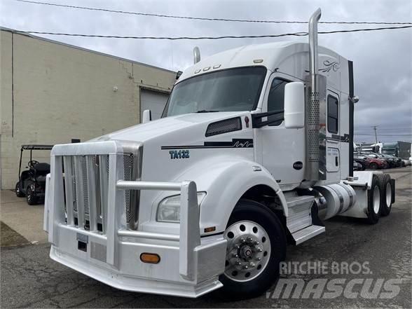Kenworth T880 Cabezas tractoras