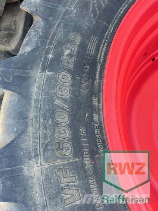  2 Sätze Reifen Neumáticos, ruedas y llantas