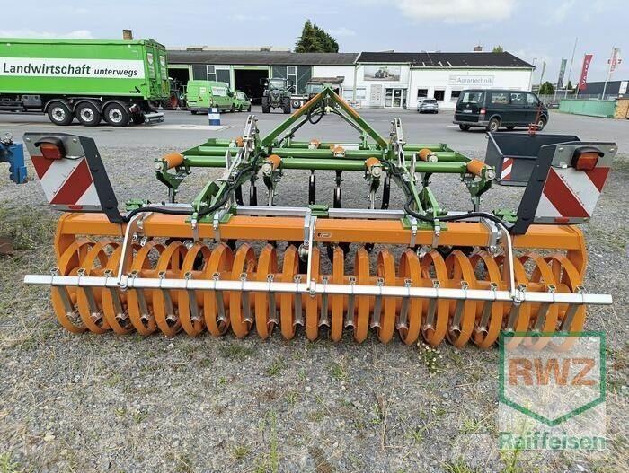 Amazone Cenio 3000 Cultivadores