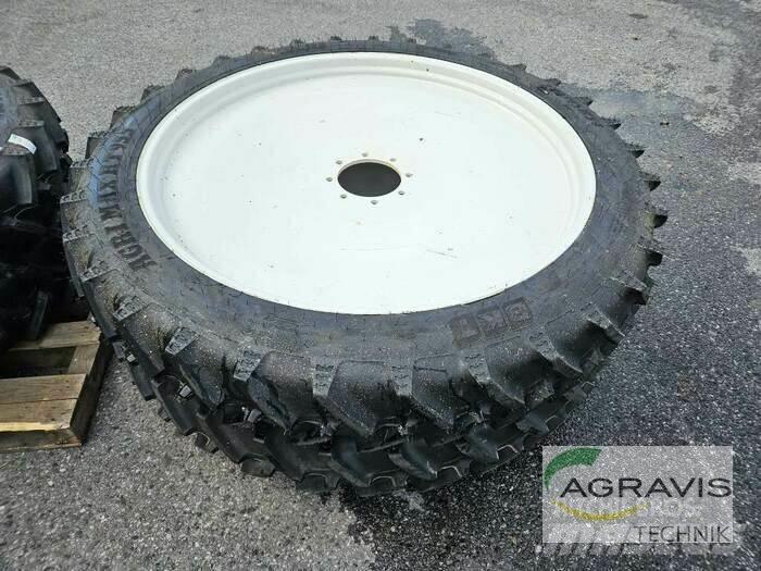 BKT KR270/95R42 Neumáticos, ruedas y llantas