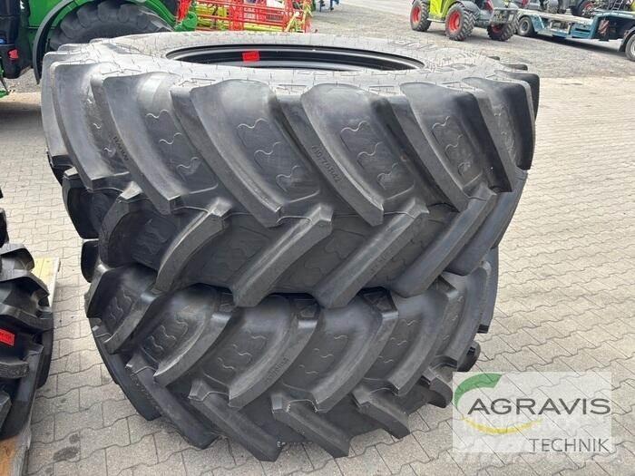BKT KR710/70R42 Neumáticos, ruedas y llantas