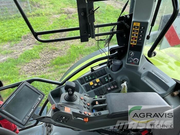 CLAAS ARION 550 CIS+ Tractores