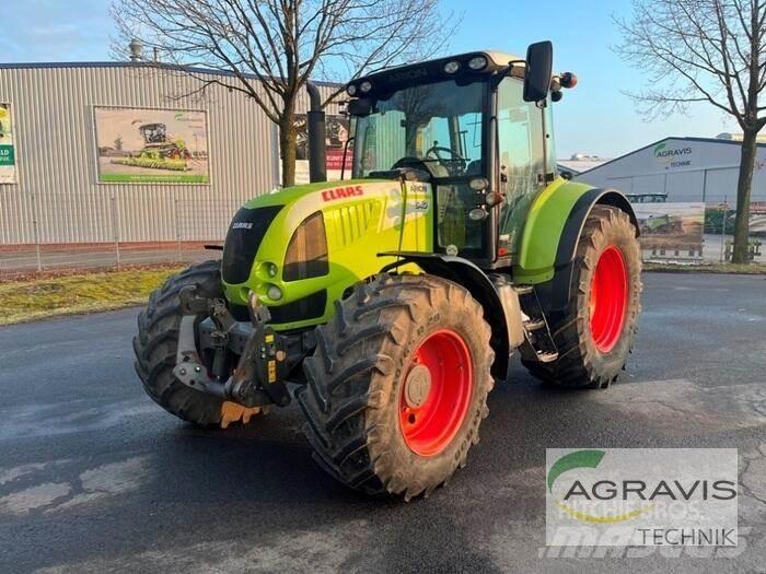 CLAAS ARION 640 CEBIS Tractores