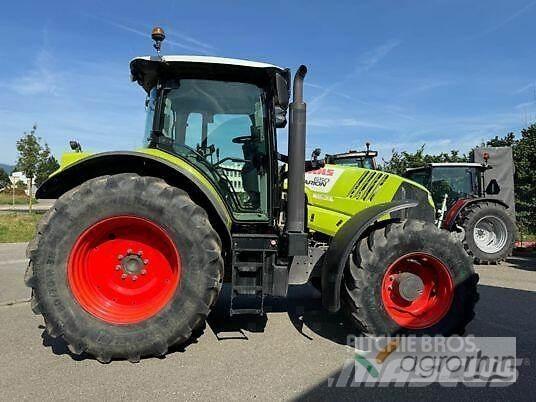 CLAAS ARION 650 Tractores
