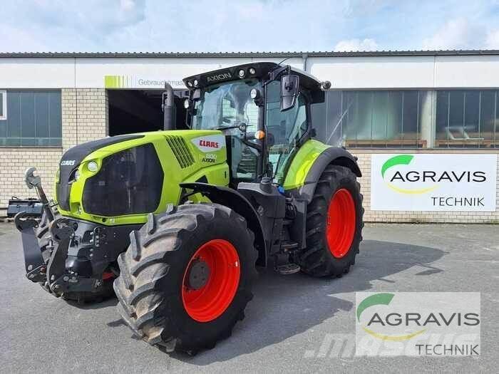 CLAAS AXION 800 CIS+ Tractores