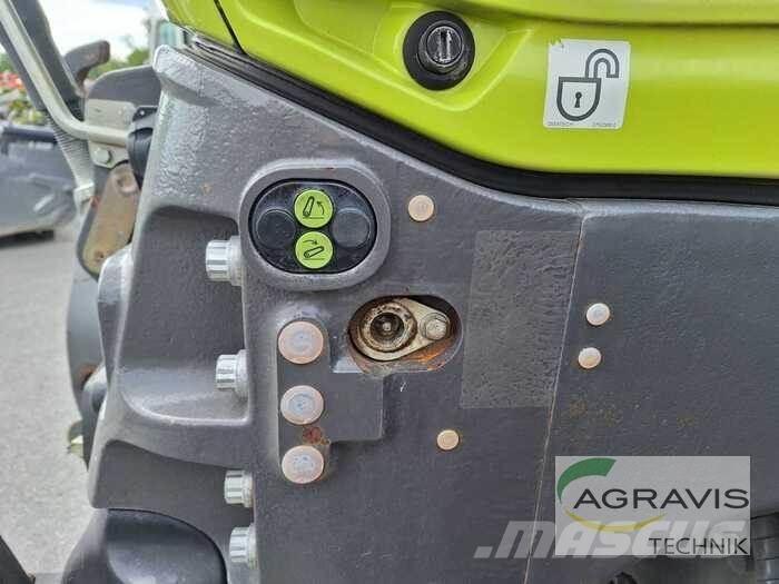 CLAAS AXION 800 CIS+ Tractores