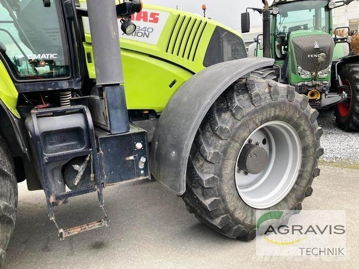 CLAAS AXION 840 CMATIC Tractores