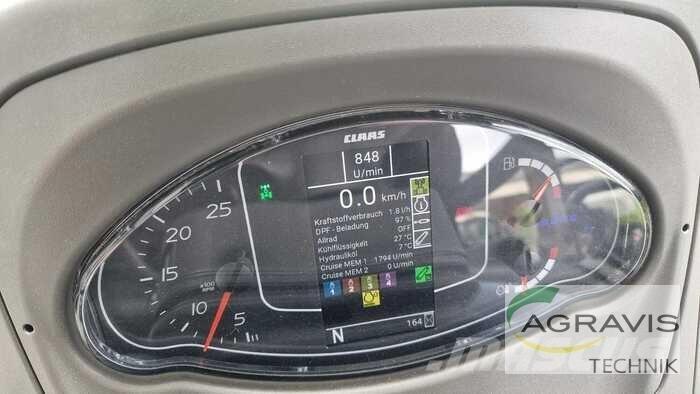 CLAAS NEXOS 240 L Tractores