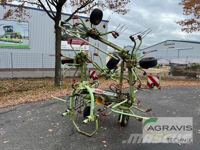 CLAAS VOLTO 770 Rastrillos y henificadores