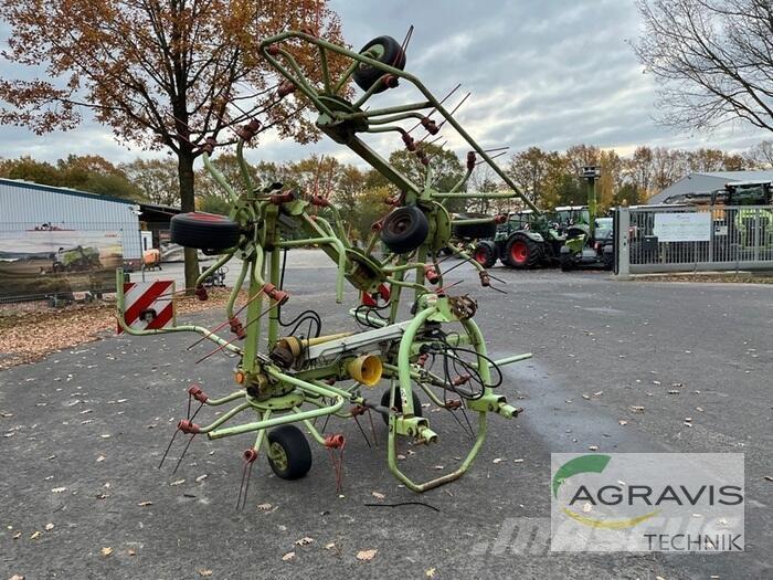 CLAAS VOLTO 770 Rastrillos y henificadores