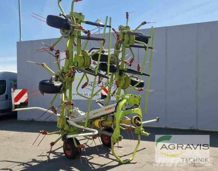 CLAAS VOLTO 900 Rastrillos y henificadores