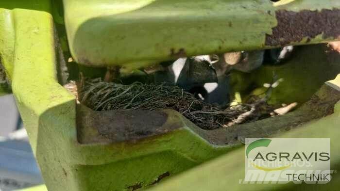 CLAAS VOLTO 900 Rastrillos y henificadores